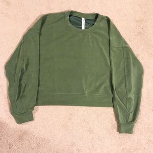 Lululemon Oversized Cropped Crew - Softstreme